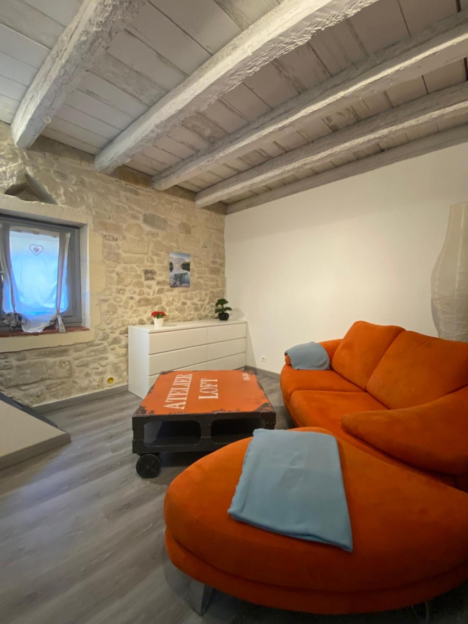 Bienvenue Au 6 - Calme Et Charme De La Pierre. Villa Fourques  Exteriör bild